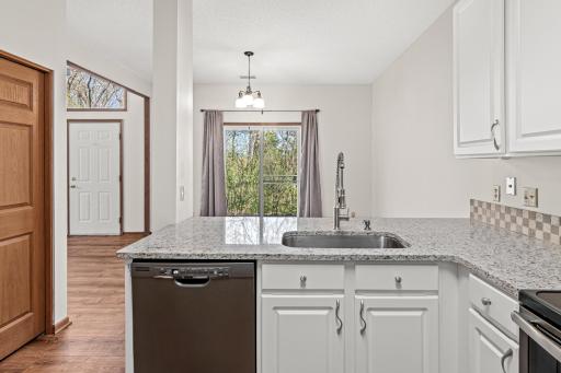 547 Woodduck Drive, F, Saint Paul, MN 55125