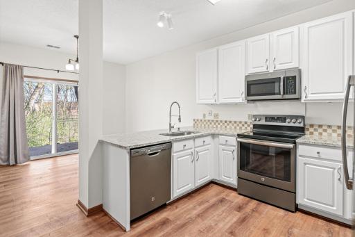 547 Woodduck Drive, F, Saint Paul, MN 55125