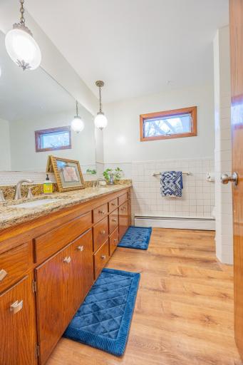 7829 Alden Way NE, Minneapolis, MN 55432