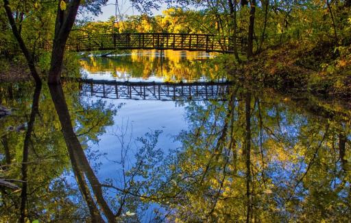 Envision peaceful walks in every season - spring through fall - surrounded by nature and refreshing Mississippi River breezes.