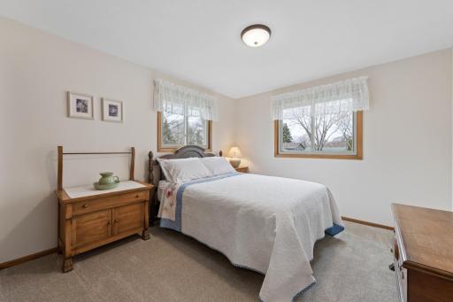 1197 Jackson Street S, Shakopee, MN 55379