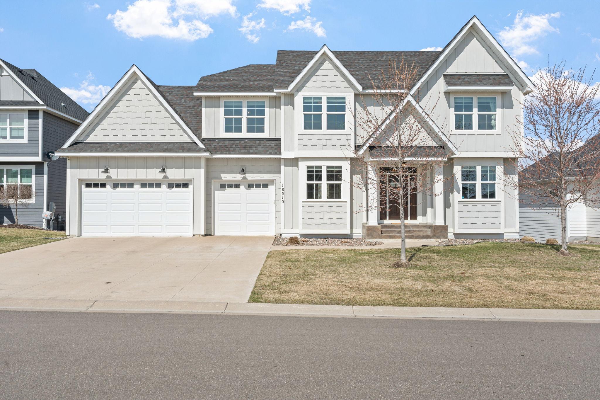 1-web-or-mls-18310 61st Ave N-1.jpg