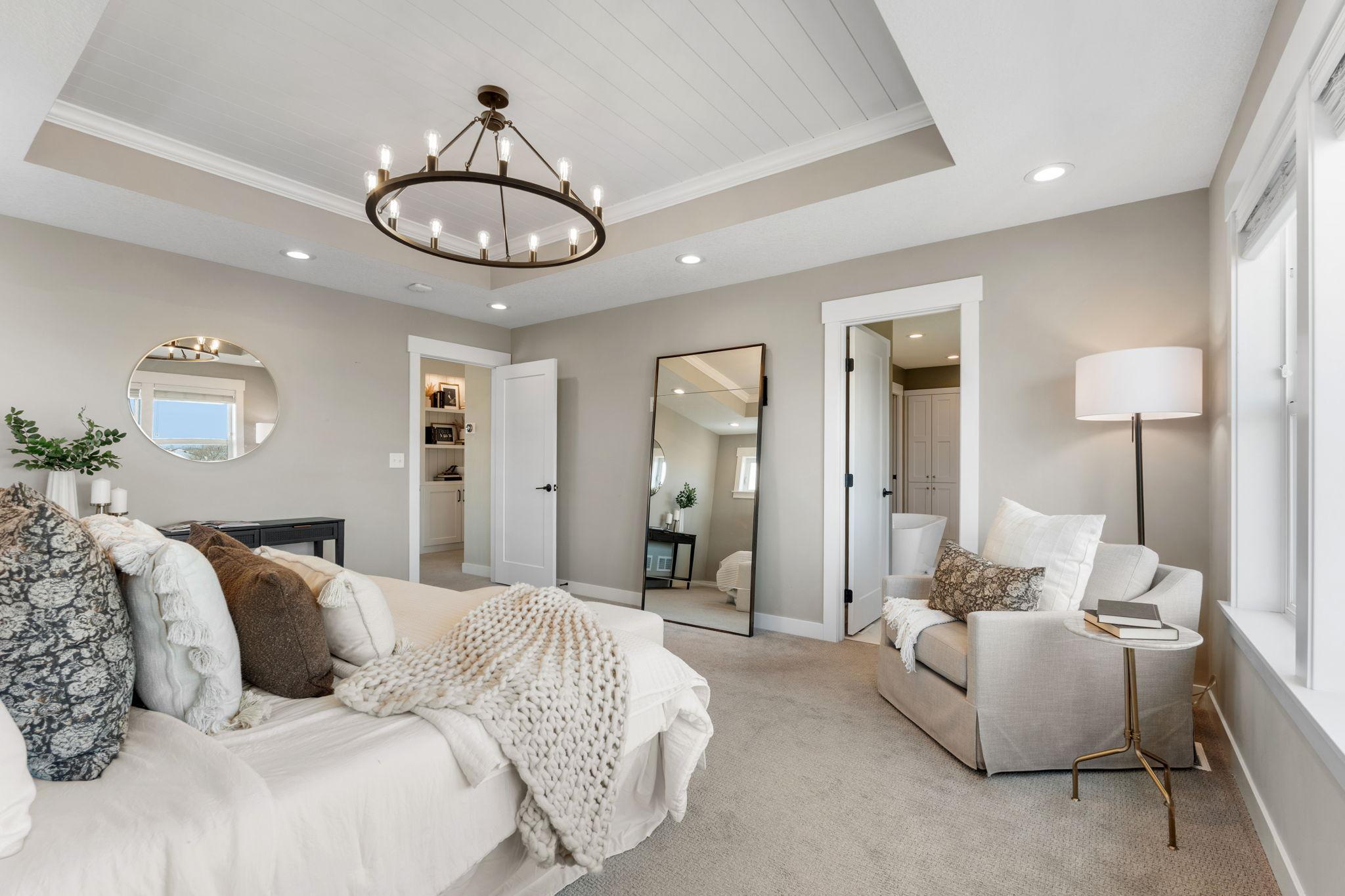 52-web-or-mls-18310 61st Ave N-52.jpg