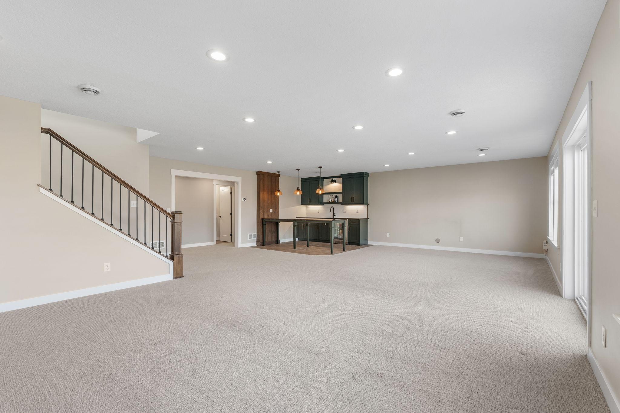 64-web-or-mls-18310 61st Ave N-64.jpg