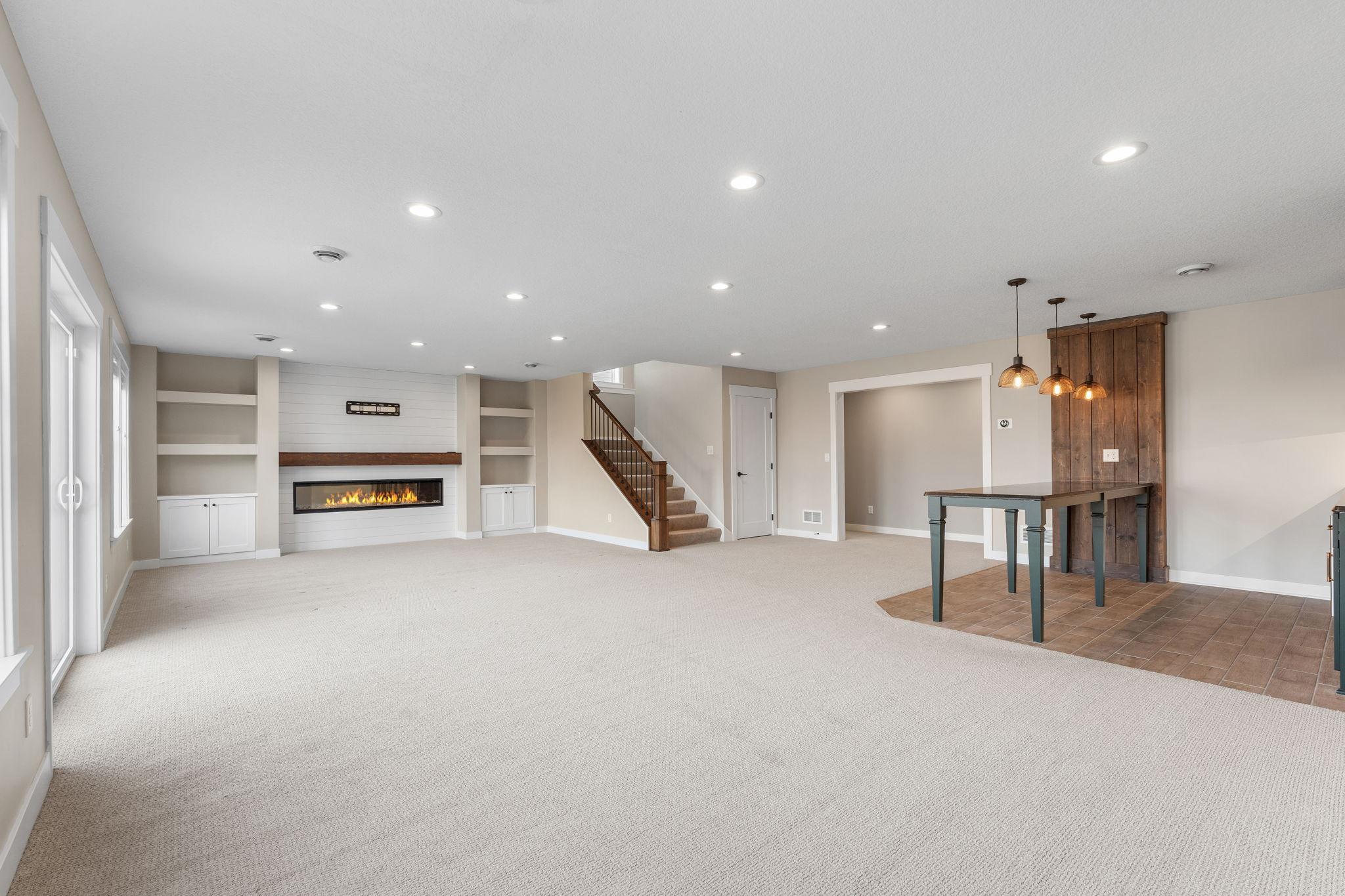 65-web-or-mls-18310 61st Ave N-65.jpg