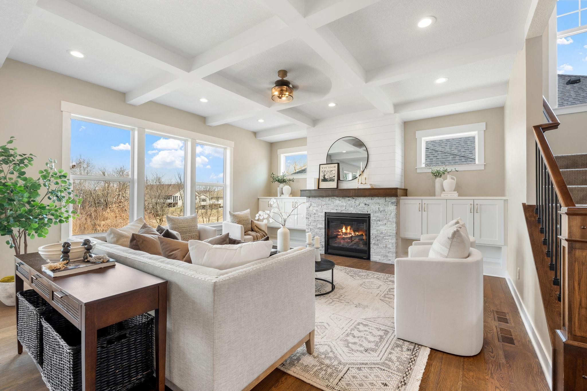 19-web-or-mls-18310 61st Ave N-19.jpg