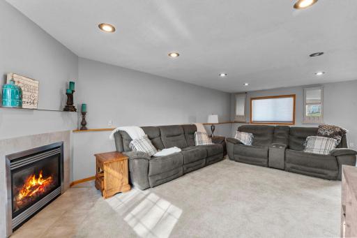 1106 Maplewood Avenue SW, Isanti, MN 55040