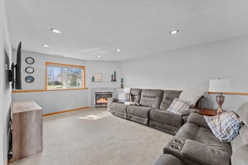 1106 Maplewood Avenue SW, Isanti, MN 55040
