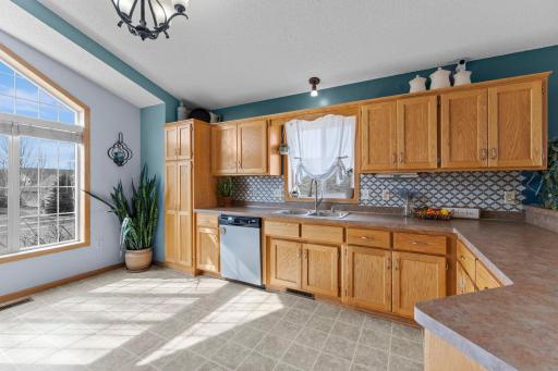 1106 Maplewood Avenue SW, Isanti, MN 55040