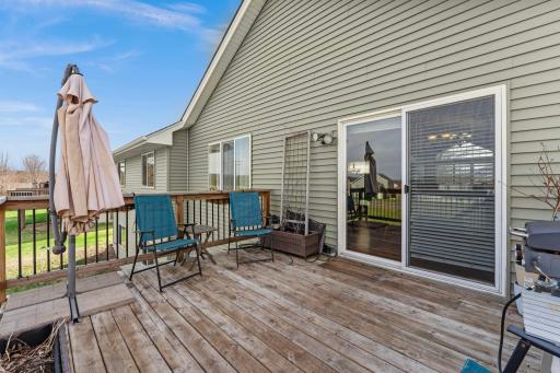 1106 Maplewood Avenue SW, Isanti, MN 55040