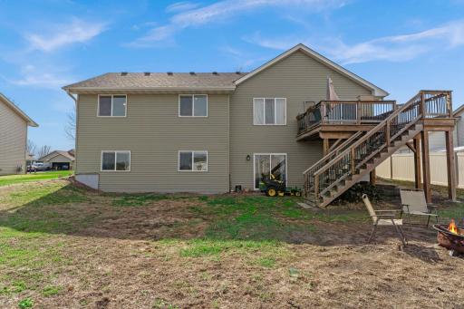 1106 Maplewood Avenue SW, Isanti, MN 55040