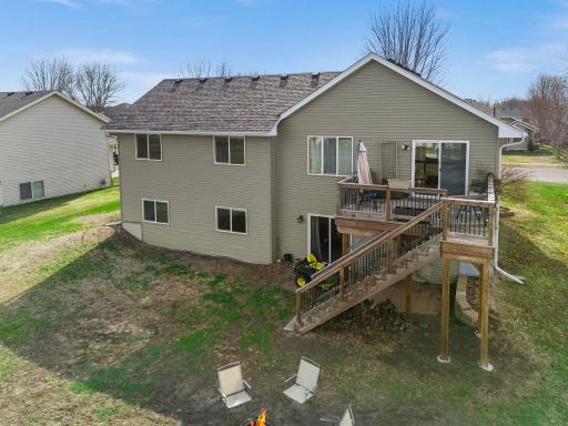 1106 Maplewood Avenue SW, Isanti, MN 55040
