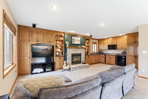 3361 Vista Court, Hastings, MN 55033