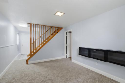 34-web-or-mls-2238_Berland_Pl_Saint_Paul_MN_031.jpg