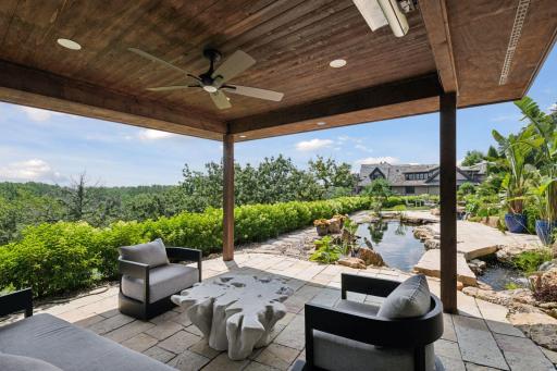 The perfect outdoor hang out space!