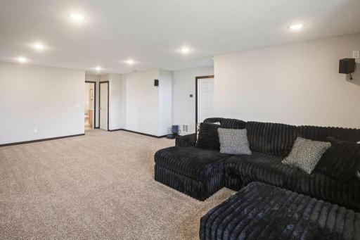 2120 Violet Lane, Faribault, MN 55021