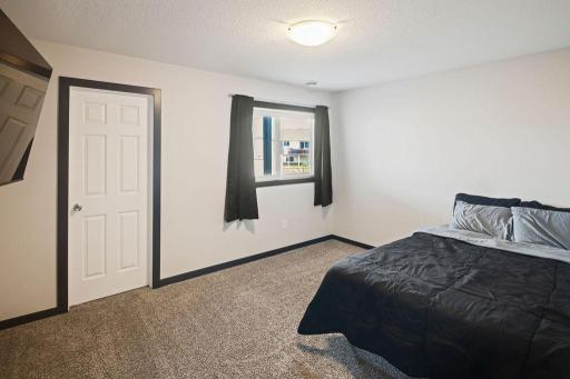 2120 Violet Lane, Faribault, MN 55021