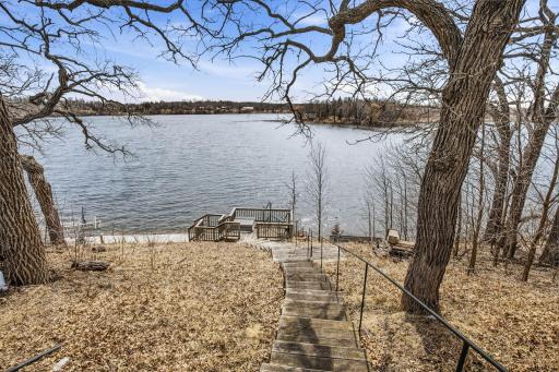 12323 212th Avenue NE, New London, MN 56273
