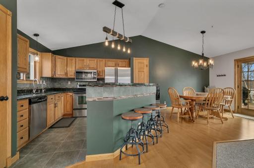 12323 212th Avenue NE, New London, MN 56273