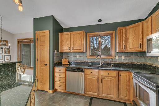 12323 212th Avenue NE, New London, MN 56273
