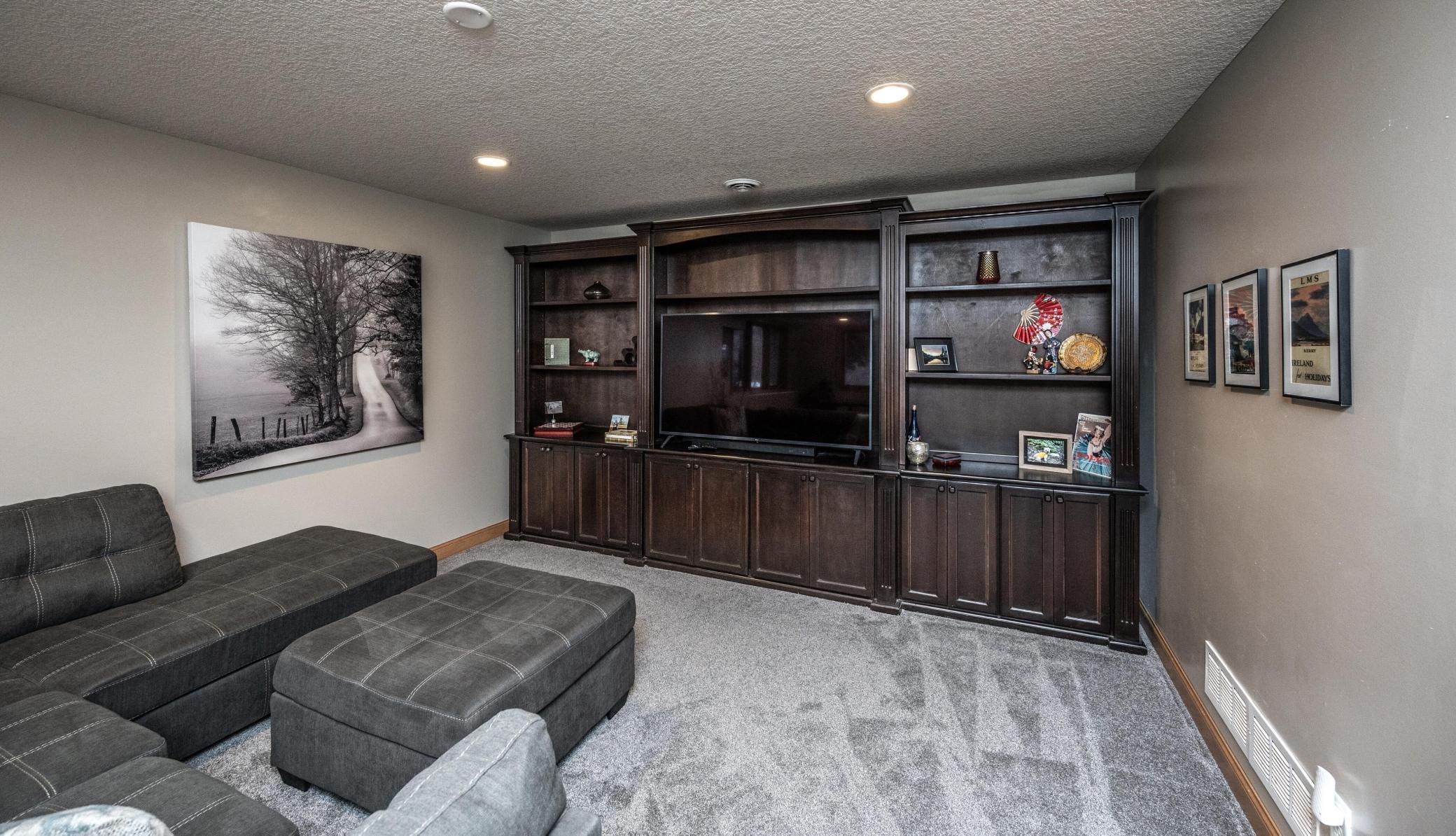 Another perfect, cozy area for TV and movie viewing.