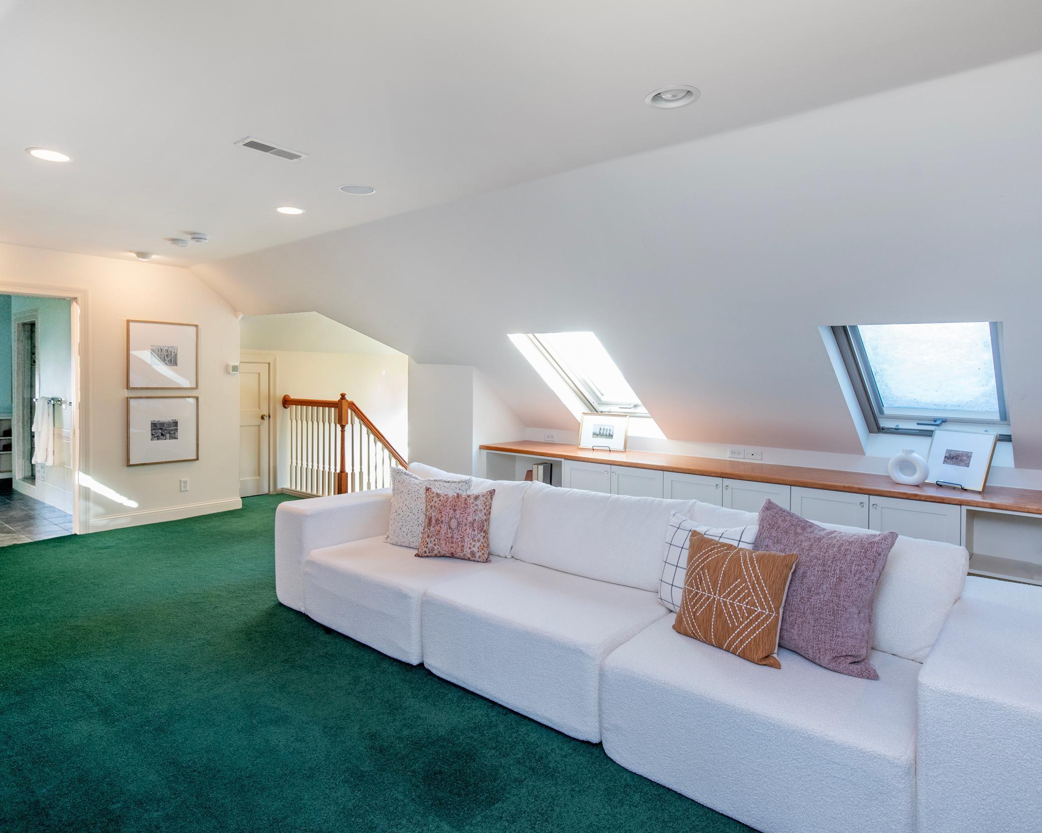 Skylights to see the night stars