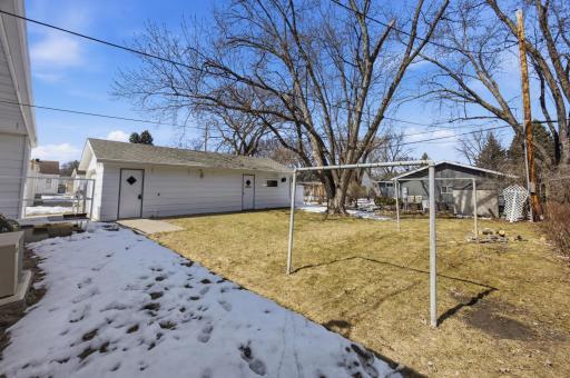 Tandem w/shop in 2nd 1/2