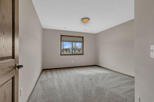 113 Glenview Loop, Saint Cloud, MN 56303