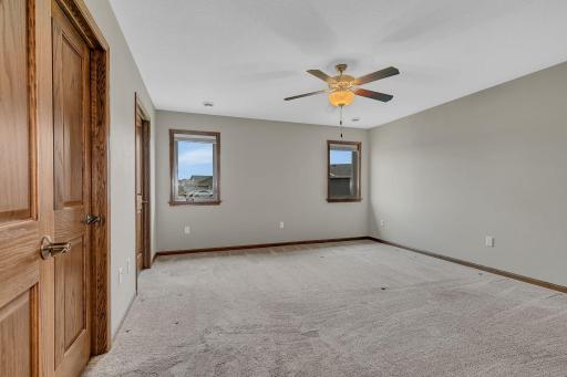 113 Glenview Loop, Saint Cloud, MN 56303