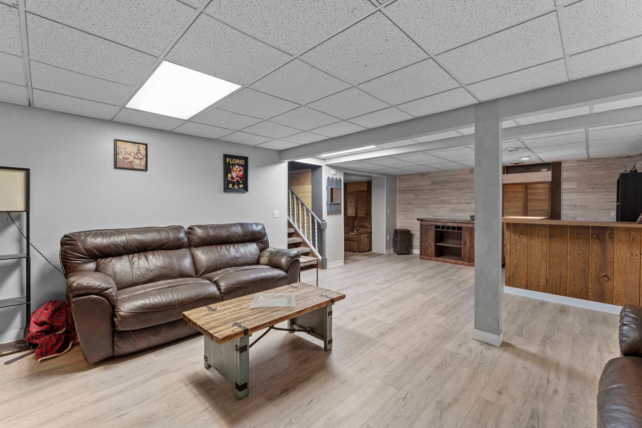 37-web-or-mls-10239 Raven St NW (88 of 317).jpg