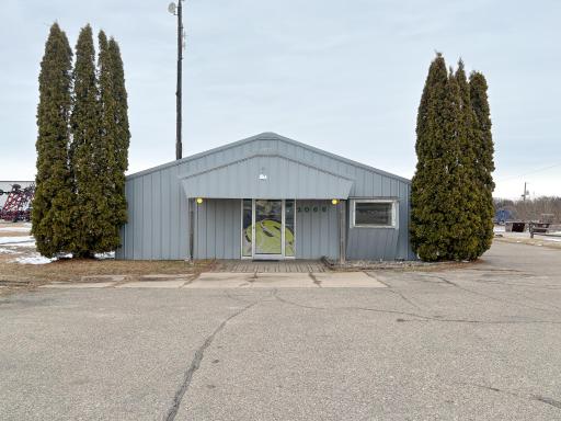 2066 College Way, Fergus Falls, MN 56537