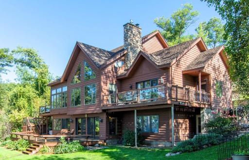 1569 Floan Point Road, Brainerd, MN 56401
