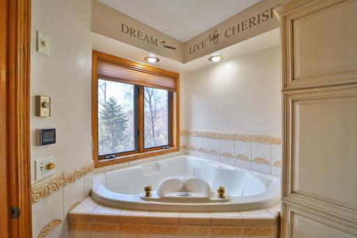 1569 Floan Point Road, Brainerd, MN 56401