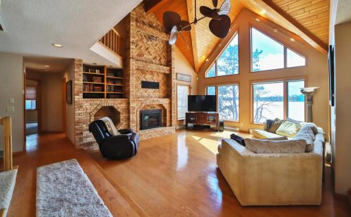 1569 Floan Point Road, Brainerd, MN 56401