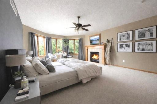 18412 Pathfinder Drive, Eden Prairie, MN 55347