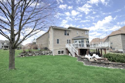 18412 Pathfinder Drive, Eden Prairie, MN 55347