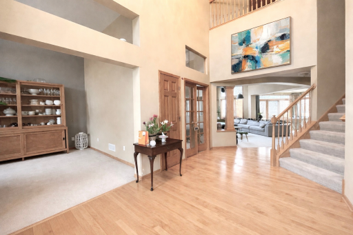 18412 Pathfinder Drive, Eden Prairie, MN 55347