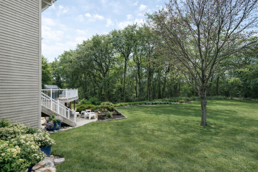 18412 Pathfinder Drive, Eden Prairie, MN 55347