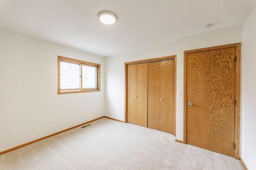 312 Cedar LN, Montevideo, MN 56265