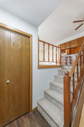 312 Cedar LN, Montevideo, MN 56265