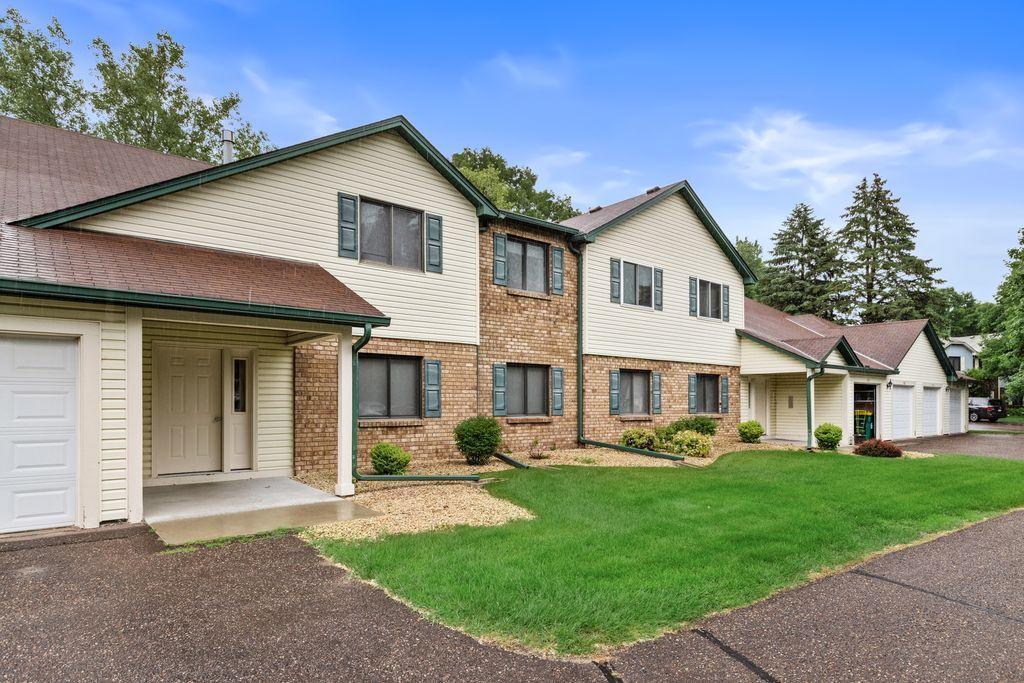 Exterior front 2.jpeg