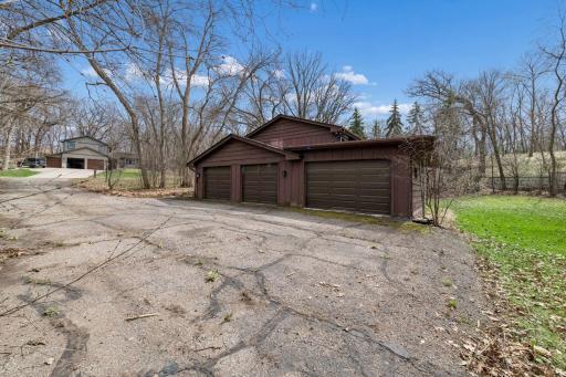 2008 Indian Road W, Minnetonka, MN 55305