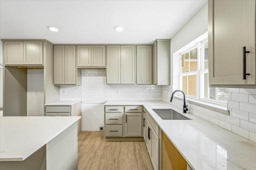 811-815 6th Street SE, Minneapolis, MN 55414