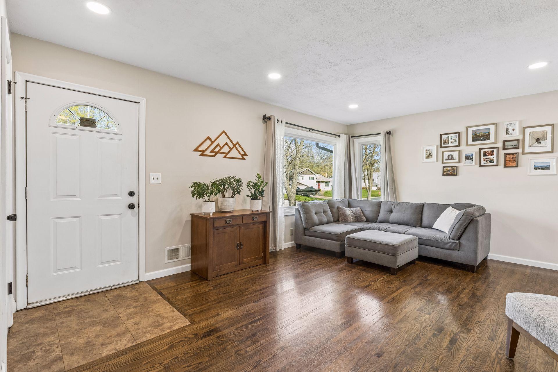 9037 Emerson Avenue South - Spacecrafting - 0004.jpg