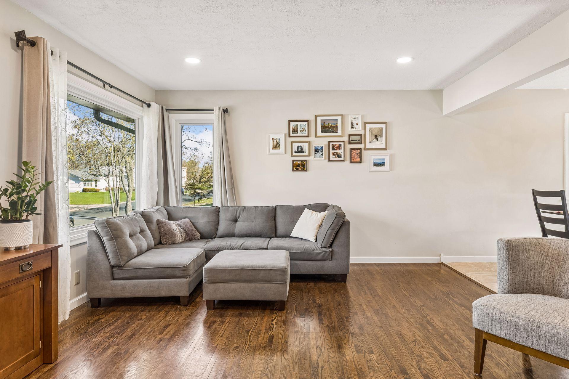 9037 Emerson Avenue South - Spacecrafting - 0006.jpg