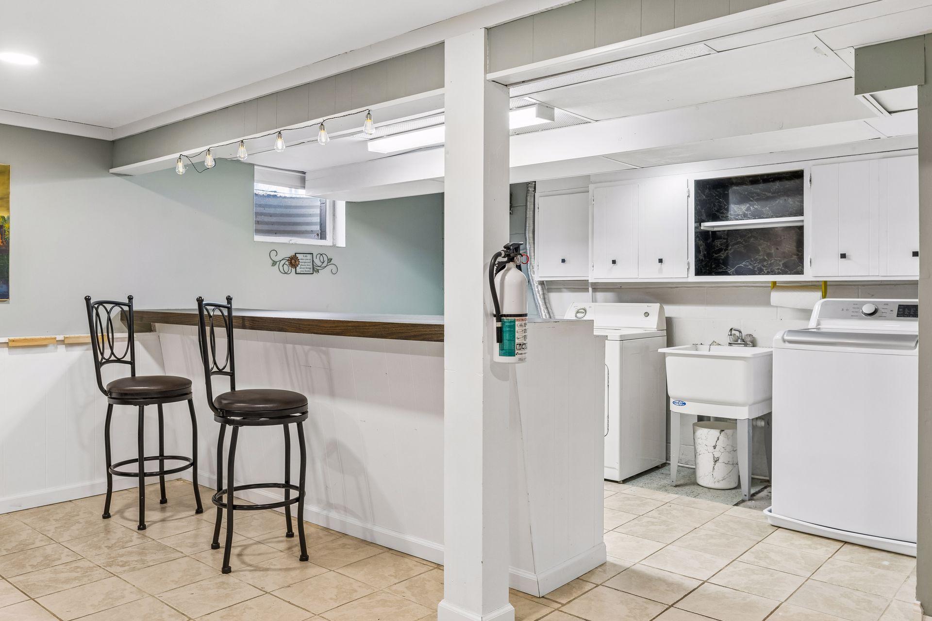 9037 Emerson Avenue South - Spacecrafting - 0026.jpg