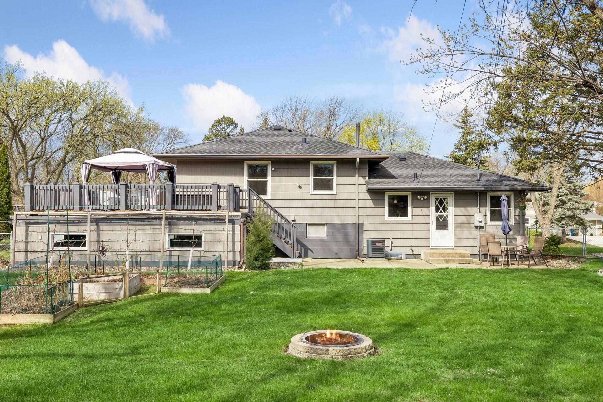 9037 Emerson Avenue South - Spacecrafting - 0031.jpg