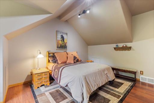 19632 County Road 434, Bovey, MN 55709