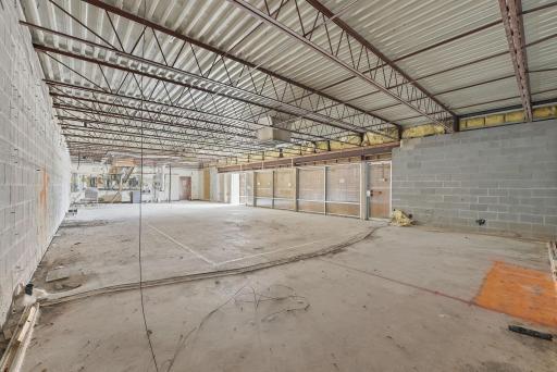 2491 County Road E E, Saint Paul, MN 55110