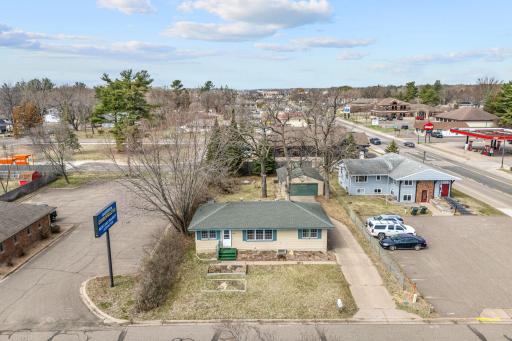 38804 8th Avenue, North Branch, MN 55056